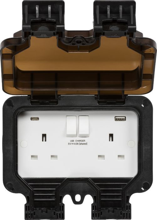 Knightsbridge OP94 IP66 13A 2G SP Switched Socket with Dual USB A+C [5V DC4.0A shared]