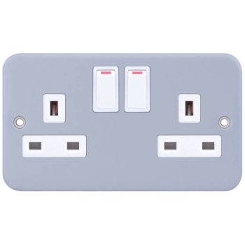Selectric Metal Clad 2 Gang 13A Switched Socket
