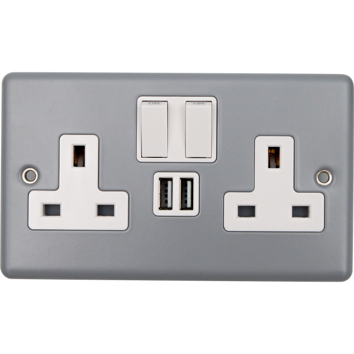 Caradok 2G 13A Switched Socket 2 USB A 3.1A Metalclad Veritage