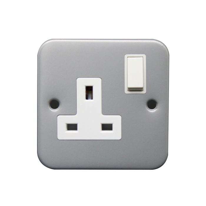 Caradok 1G 13A DP Switched Socket Metalclad