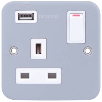 Selectric Metal Clad 1 Gang 13A Switched Socket with USB Outlet